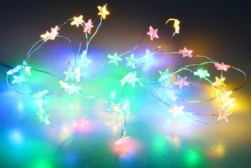 Svítící LED hvězdičky na baterie (105cm) 20 diod - Multi barevné Svítící LED hvězdičky na baterie (105cm) 20 diod - Multi barevné
