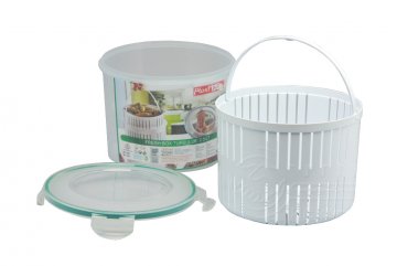 Kulatý plastový box s cedníkem a silikonovým těsněním PLAST ART 2,5l (14x18,5cm) Kulatý plastový box s cedníkem a silikonovým těsněním PLAST ART 2,5l (14x18,5cm)