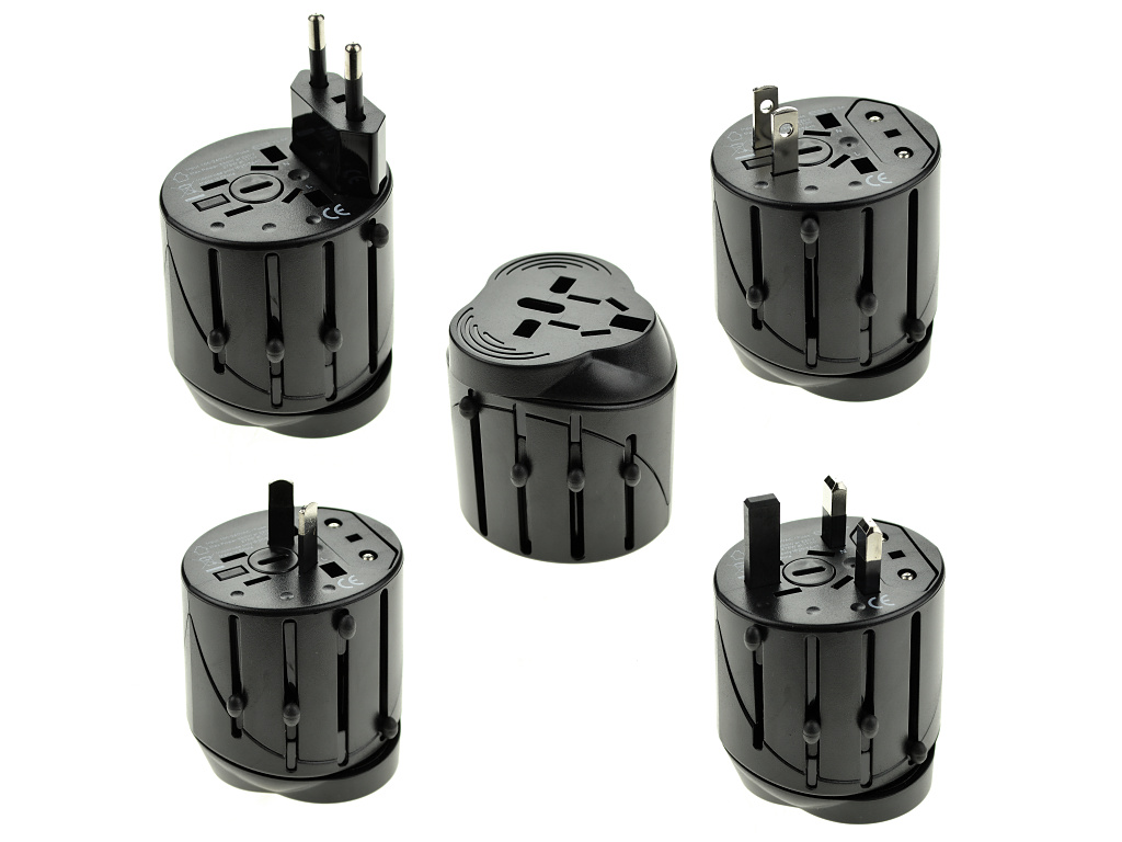 Cestovní adapter ALL IN ONE 110-220V, 275-550W Cestovní adapter ALL IN ONE 110-220V, 275-550W