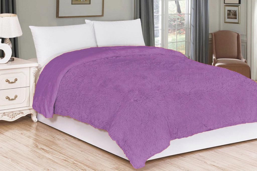 Luxusní deka s dlouhým vlasem 150x200 - Fialová Luxusní deka s dlouhým vlasem 150x200 - Fialová