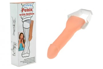 Připínací penis k noze jako fórek Připínací penis k noze jako fórek