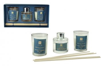 Aroma set 2ks vonná svíčka 45g, 1ks difuzer 30ml - White flower Aroma set 2ks vonná svíčka 45g, 1ks difuzer 30ml - White flower
