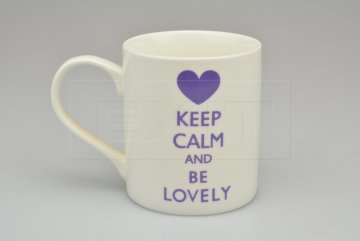 Porcelánový hrníček 300ml KEEP CALM AND BE LOVELY (9.5x8cm) - Fialový nápis